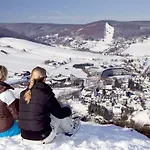 Edelweiss 'musenberg' Deluxe - Mit Hotelanbindung, Saunalandschaft Und Meinecardplus 빌링겐