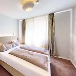 Edelweiss 'musenberg' Deluxe - Mit Hotelanbindung, Saunalandschaft Und Meinecardplus 아파트 *
